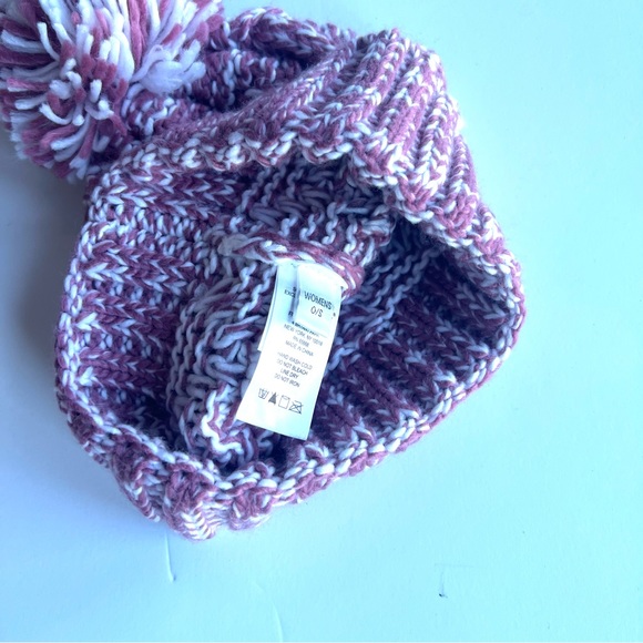 FREE COUNTRY WOMEN’S KNIT CUFFED BEANIE WITH FAUX FUR POM POM (NWOT) SIZE O/S - Picture 4 of 4